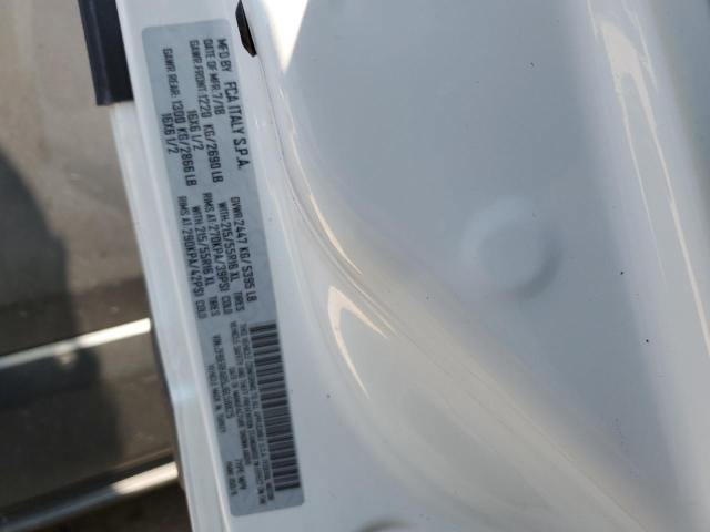 ZFBERFAB5J6L58825 - 2018 RAM PROMASTER WHITE photo 13