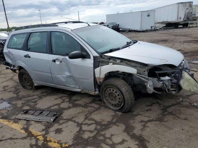 1FAFP36N37W176192 - 2007 FORD FOCUS ZXW SILVER photo 4