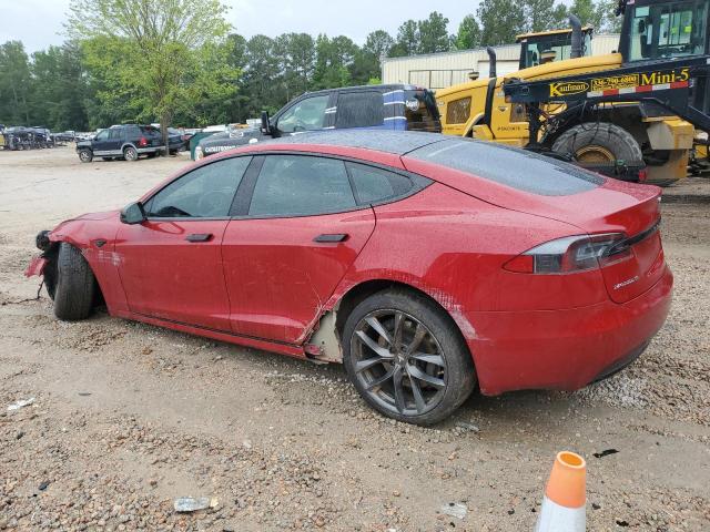 5YJSA1E24GF156107 - 2016 TESLA MODEL S RED photo 2