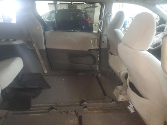 5TDKK3DCXBS151551 - 2011 TOYOTA SIENNA LE GOLD photo 11