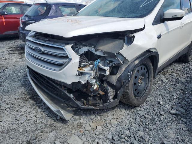 1FMCU9J94JUD09141 - 2018 FORD ESCAPE TITANIUM თეთრი ფოტო 13