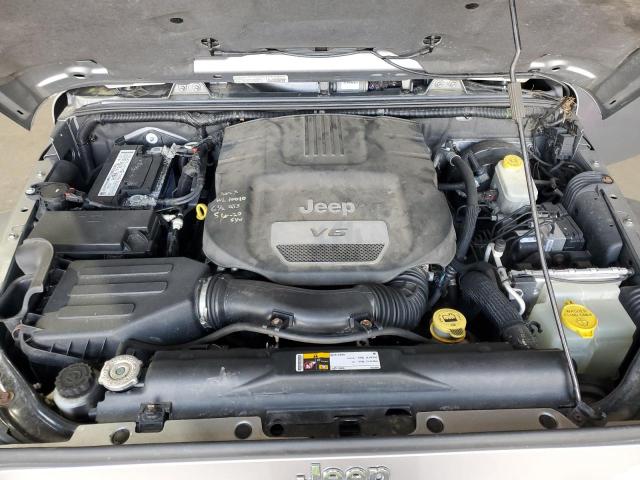 1C4BJWEGXEL189082 - 2014 JEEP WRANGLER U SAHARA SILVER photo 11