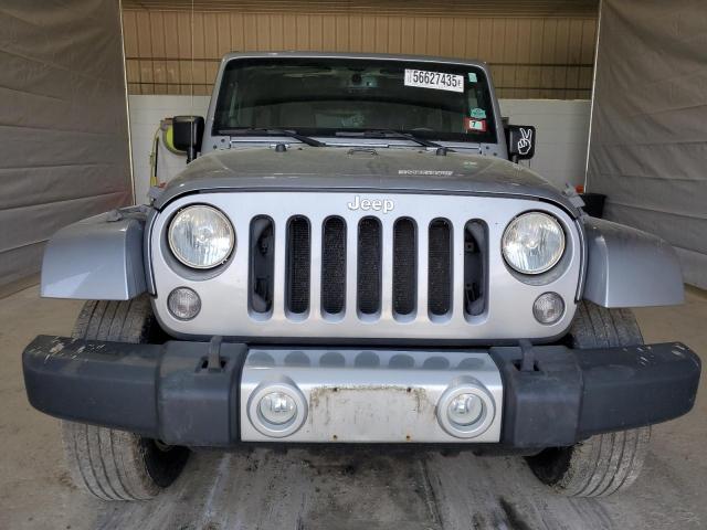 1C4BJWEGXEL189082 - 2014 JEEP WRANGLER U SAHARA SILVER photo 5