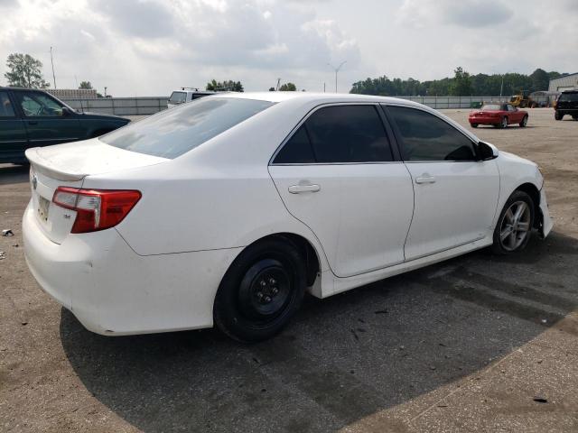 4T1BF1FK7EU406746 - 2014 TOYOTA CAMRY L WHITE photo 3