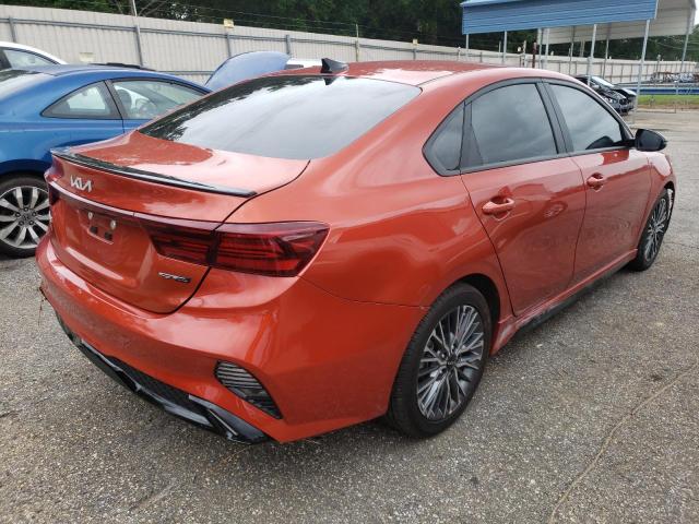 3KPF54AD1NE437671 - 2022 KIA FORTE GT LINE ORANGE photo 3