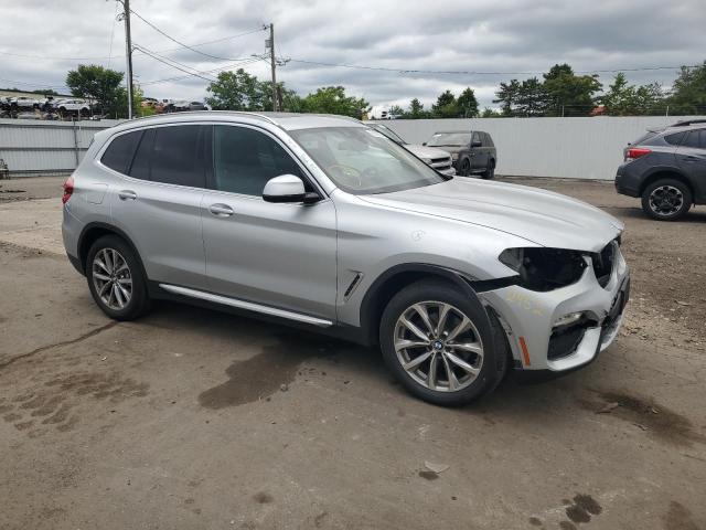 5UXTR9C59JLD70556 - 2018 BMW X3 XDRIVE30I SILVER photo 4