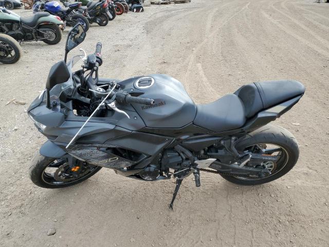 ML5EXER19RDAD0266 - 2024 KAWASAKI EX650 R GRAY photo 3