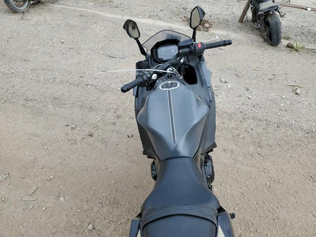 ML5EXER19RDAD0266 - 2024 KAWASAKI EX650 R GRAY photo 6