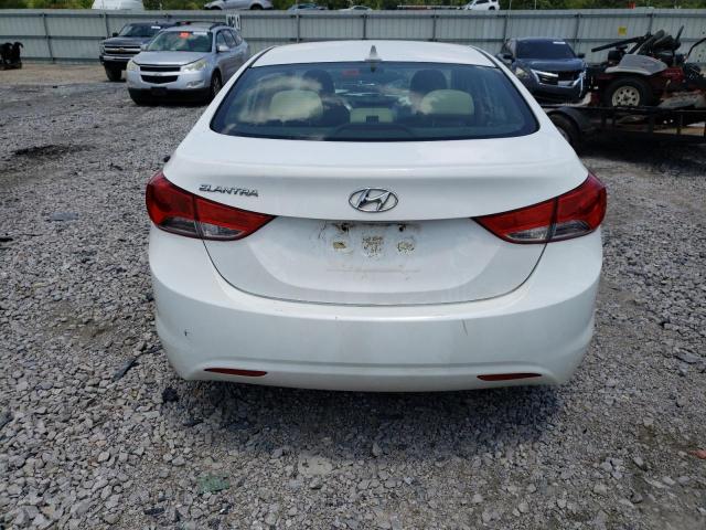 5NPDH4AEXDH171830 - 2013 HYUNDAI ELANTRA GLS WHITE photo 6