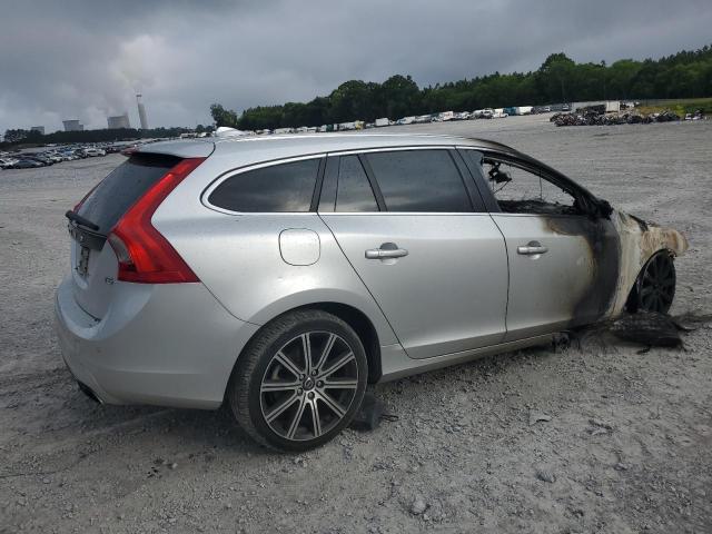 YV126MEDXF1195192 - 2015 VOLVO V60 PLATINUM SILVER photo 3