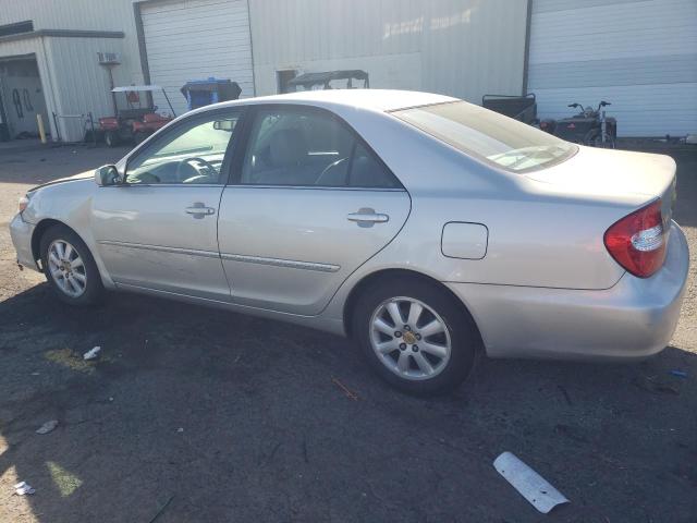 4T1BF30K43U564334 - 2003 TOYOTA CAMRY LE SILVER photo 2