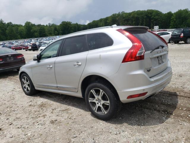 YV4902RM8F2721122 - 2015 VOLVO XC60 T6 PLATINUM SILVER photo 2