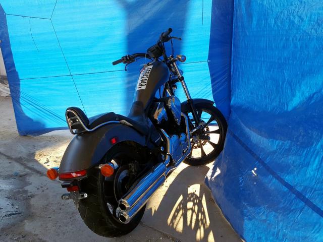 JH2SC6122GK100013 - 2016 HONDA VT1300 CX CHARCOAL photo 4