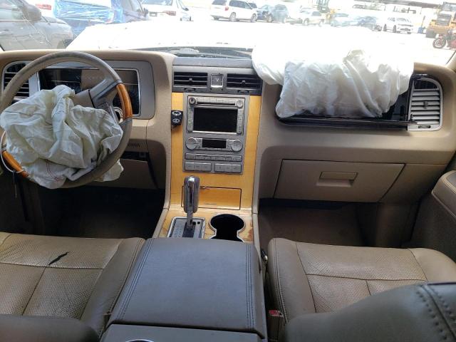 5LMFU27588LJ16058 - 2008 LINCOLN NAVIGATOR 棕色 照片 8