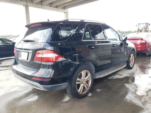 4JGDA5HB9CA025295 - 2012 MERCEDES-BENZ ML 350 4MATIC BLACK photo 3