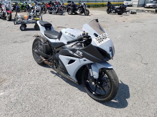 JS1DM11B7N7100133 - 2022 SUZUKI GSX-R1000 GRAY photo 1