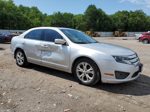 3FAHP0HA4CR413657 - 2012 FORD FUSION SE SILVER photo 4