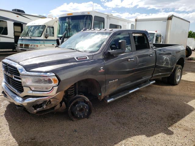 3C63RRHL1KG625535 - 2019 RAM 3500 BIG HORN GRAY photo 2