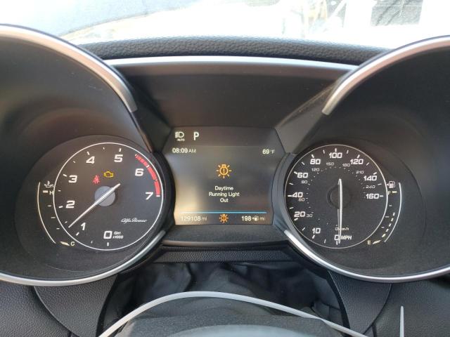 ZARFAEENXH7544765 - 2017 ALFA ROMEO GIULIA TI Q4 BLACK photo 9