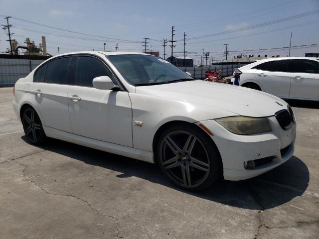 WBAPK5C52BF124894 - 2011 BMW 328 XI SULEV WHITE photo 4