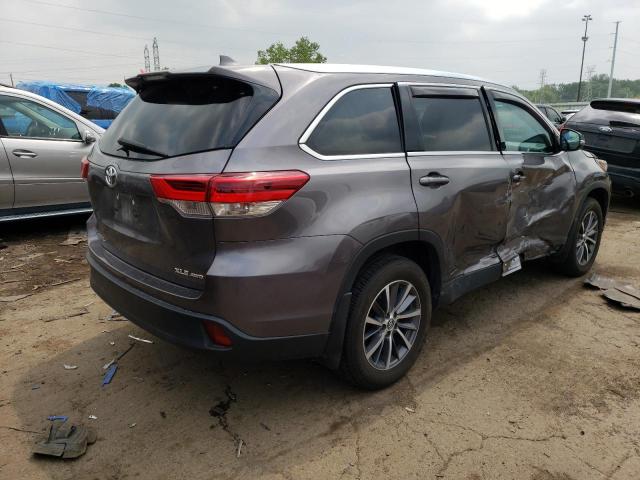 5TDJZRFH0KS581950 - 2019 TOYOTA HIGHLANDER SE SILVER photo 3