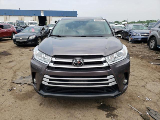 5TDJZRFH0KS581950 - 2019 TOYOTA HIGHLANDER SE SILVER photo 5