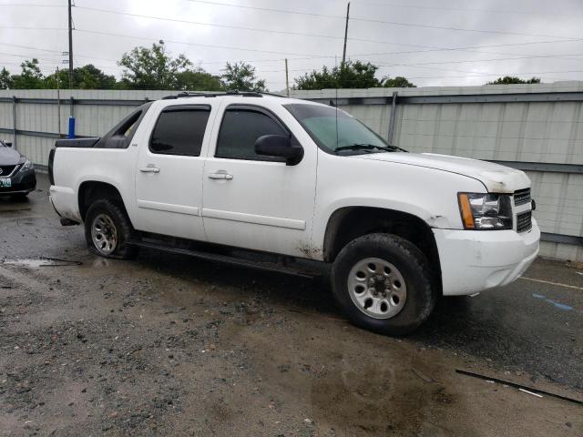 3GNEC12097G209394 - 2007 CHEVROLET AVALANCHE C1500 WHITE photo 4