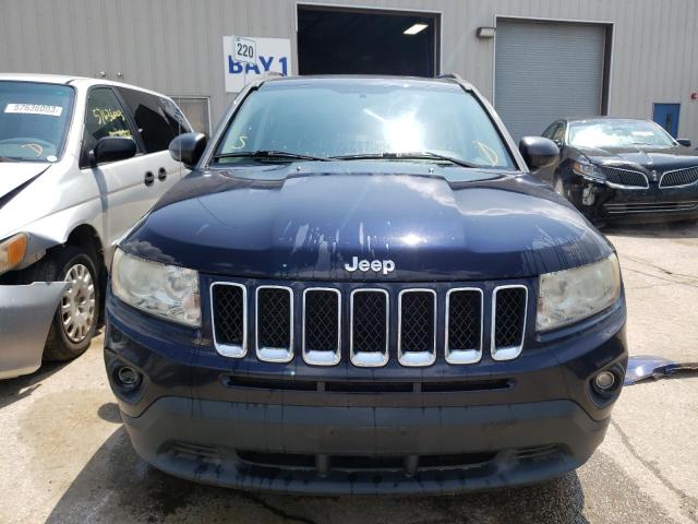 1J4NF4FBXBD225746 - 2011 JEEP COMPASS GRAY photo 5