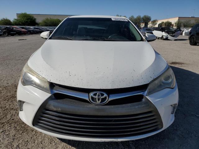 4T1BF1FK3GU215425 - 2016 TOYOTA CAMRY LE WHITE photo 5