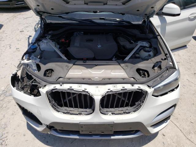 5UXTR9C56JLD59742 - 2018 BMW X3 XDRIVE30I WHITE photo 11