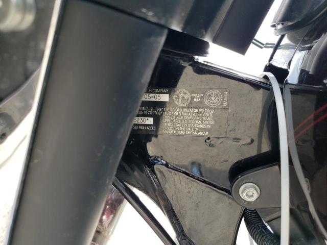 1HD1FCW195Y675230 - 2005 HARLEY-DAVIDSON FLHTCUI 双色 照片 9