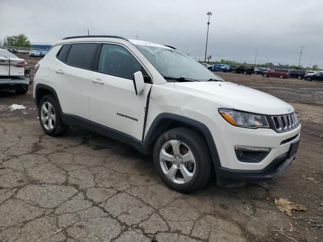 3C4NJDBB0KT656990 - 2019 JEEP COMPASS LATITUDE أبيض صورة 4