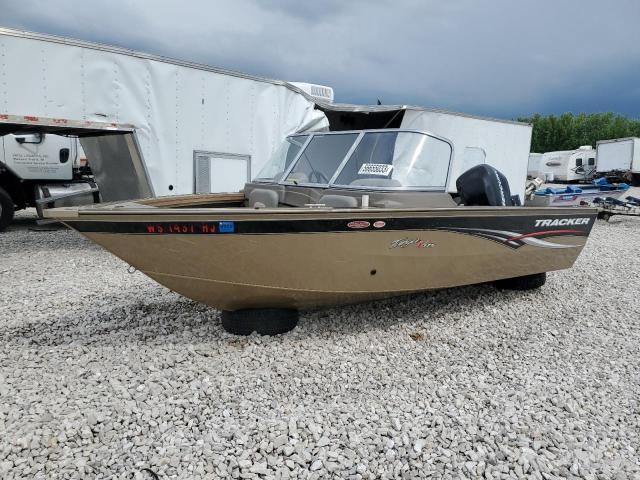 BUJ61964A707 - 2007 TRAC TARGA BOAT BROWN photo 2