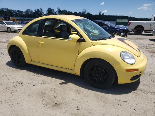 3VWPW31C86M400530 - 2006 VOLKSWAGEN NEW BEETLE 2.5L YELLOW photo 4