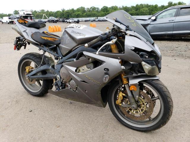 SMTD00NS87J282275 - 2007 TRIUMPH MOTORCYCLE DAYTONA 675 GRAY photo 1