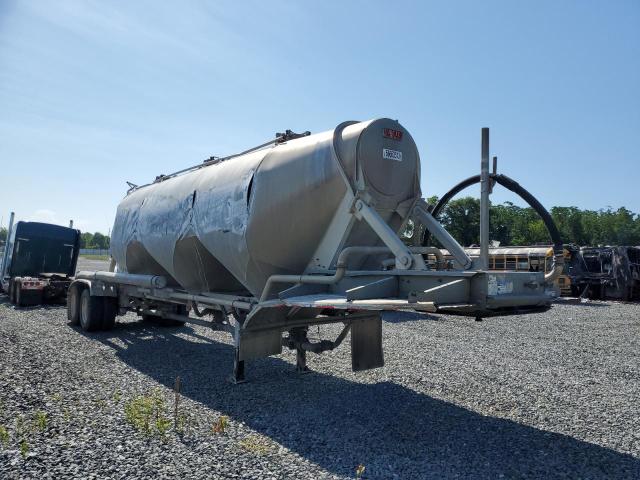 3H4SN4220F3T98028 - 2015 HEIL TANKER SILVER photo 1