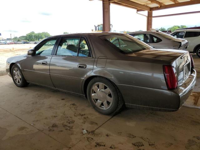 1G6KF5793YU217669 - 2000 CADILLAC DEVILLE DTS GOLD photo 2