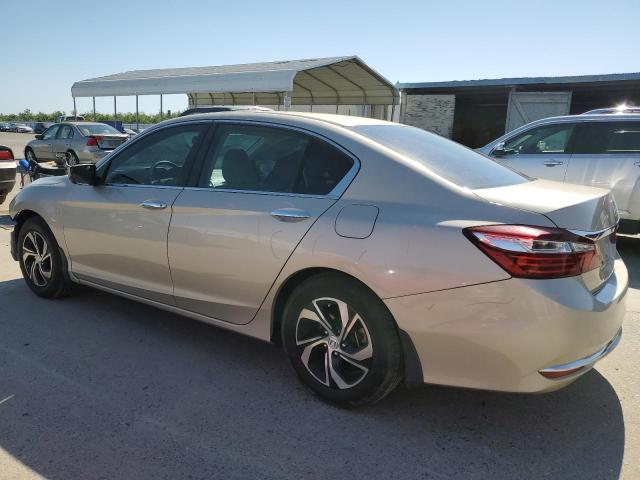 1HGCR2F39HA306914 - 2017 HONDA ACCORD LX თაფლისფერი ფოტო 2