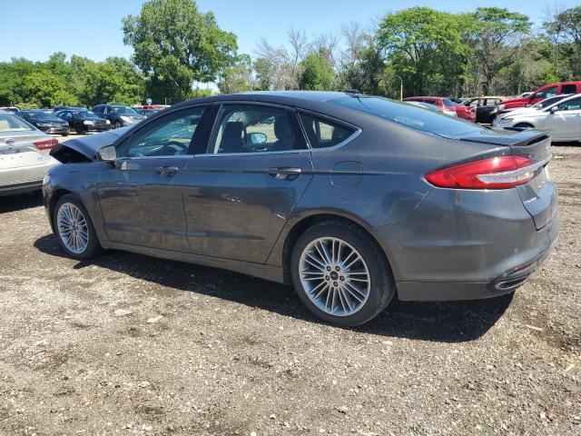 3FA6P0H9XJR109839 - 2018 FORD FUSION SE CHARCOAL photo 2