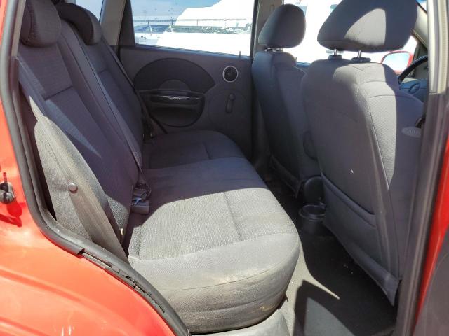 KL1TD66697B764354 - 2007 CHEVROLET AVEO BASE RED photo 10