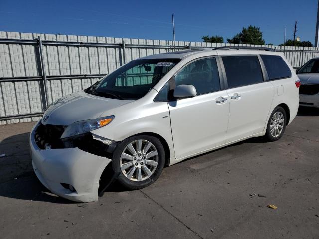 5TDDZ3DC9HS155717 - 2017 TOYOTA SIENNA XLE WHITE photo 1