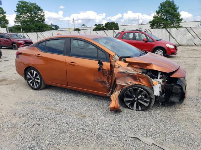 3N1CN8FVXNL866382 - 2022 NISSAN VERSA SR ORANGE photo 4