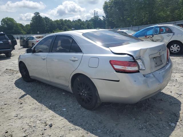 4T1BF3EKXBU722196 - 2011 TOYOTA CAMRY BASE SILVER photo 2