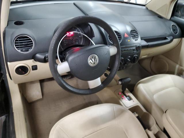 3VWPW3AG4AM036344 - 2010 VOLKSWAGEN NEW BEETLE BLACK photo 8