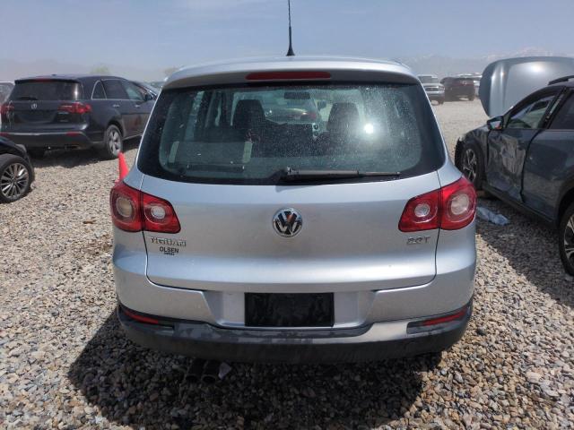 WVGAV75N69W001792 - 2009 VOLKSWAGEN TIGUAN S SILVER photo 6