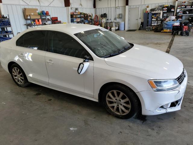 3VWDP7AJ1DM396758 - 2013 VOLKSWAGEN JETTA SE WHITE photo 4