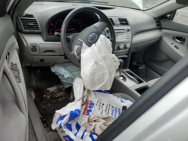 4T1BF3EK8BU686136 - 2011 TOYOTA CAMRY BASE 银色 照片 8