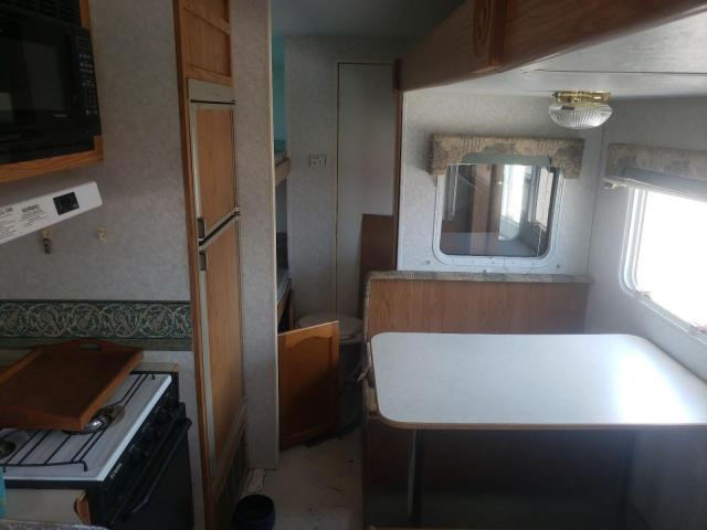 4YDF2492X13021468 - 2001 KEYSTONE TRAILER WHITE photo 6