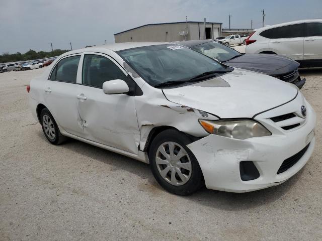 5YFBU4EE6DP178869 - 2013 TOYOTA COROLLA BASE WHITE photo 4