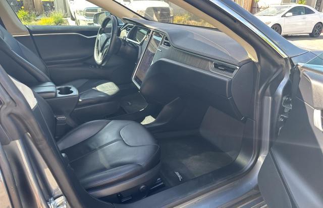 5YJSA1CG7DFP08449 - 2013 TESLA MODEL S Մոխրագույն լուսանկար 5